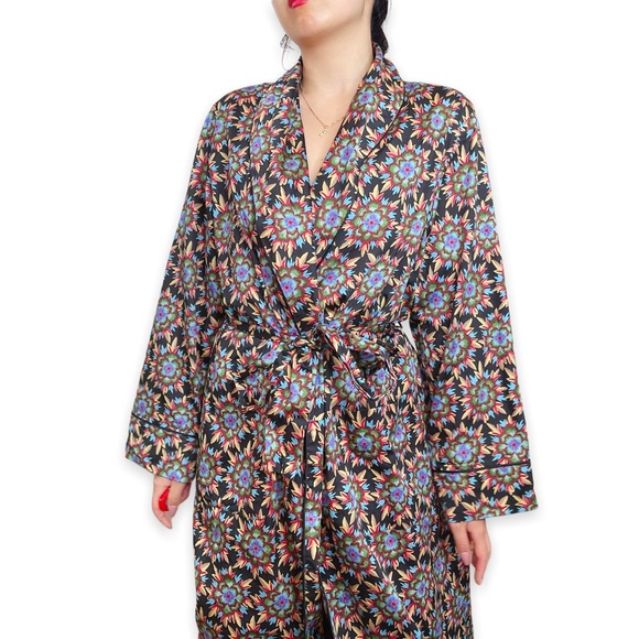 Peruvian Connection Tan and Black Kimono Robe - Picture 16 of 16